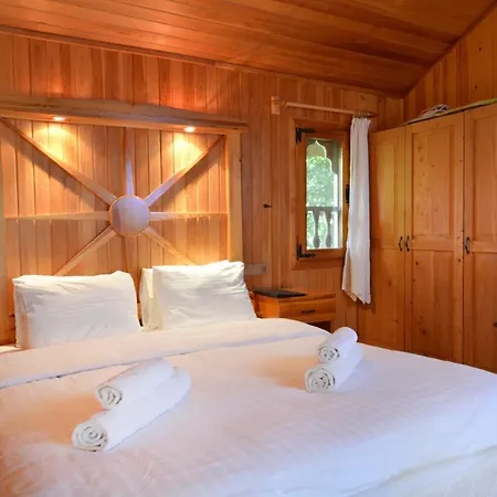 Tatil parkı Almira 3*