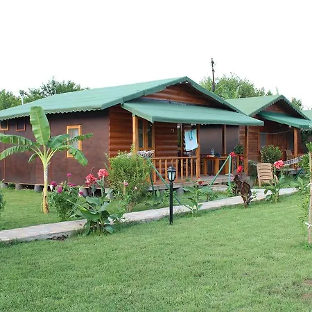 Almira Tatil parkı Çıralı